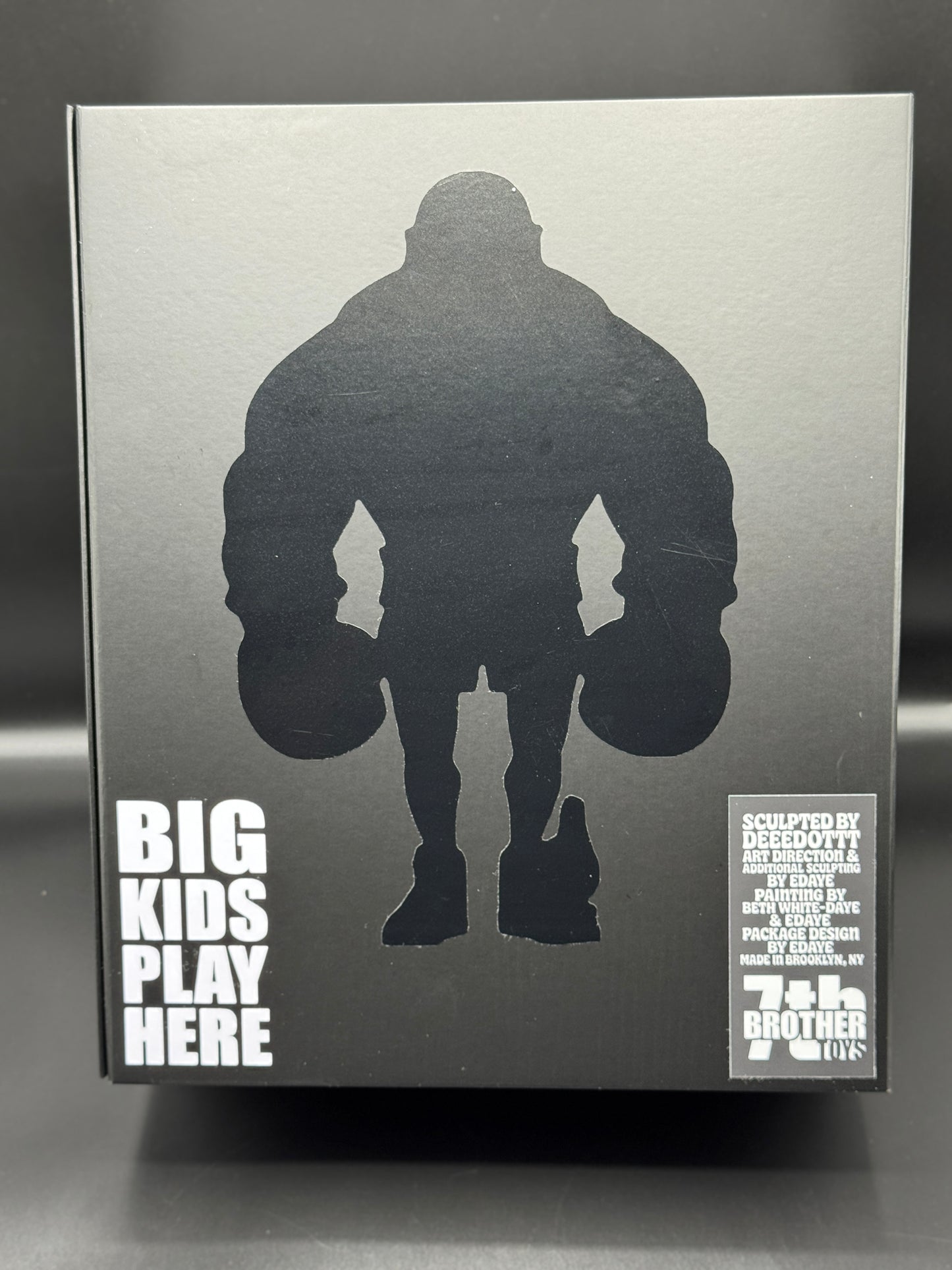 ANTI-BULLY GOLDEN GLOVES RESIN FIGURE